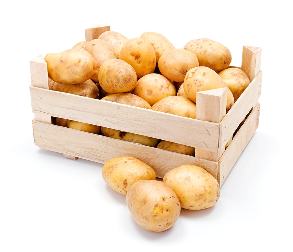 Мелкий картофель в ящиках
